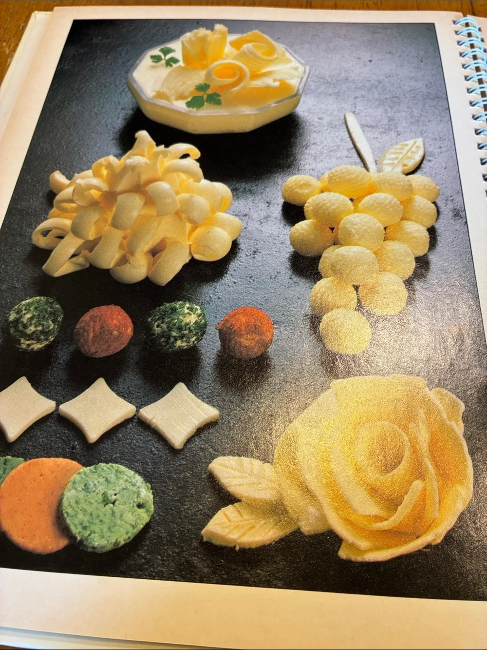 Vintage Garnishing Cookbook